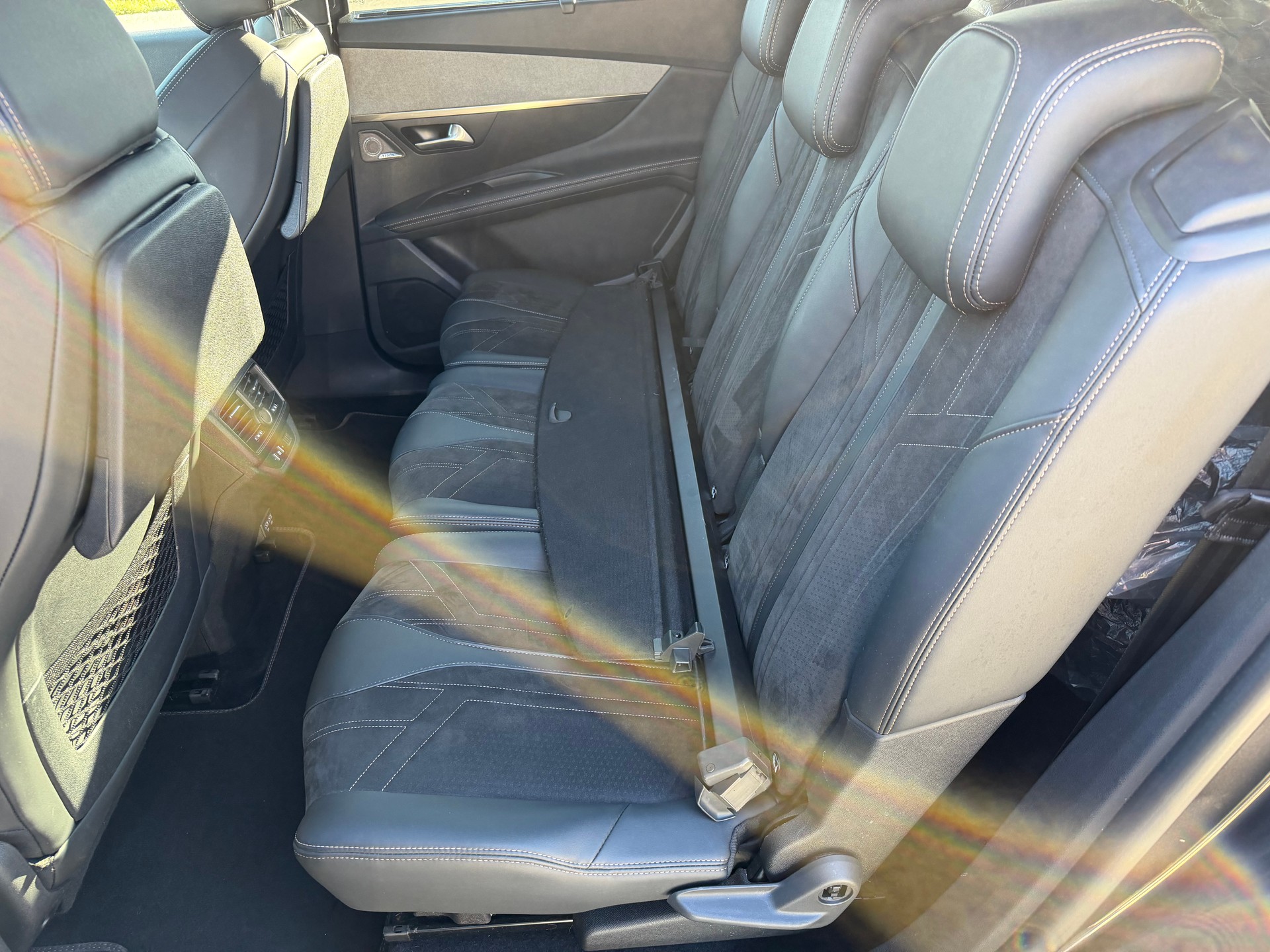 PEUGEOT 5008 1.5 BlueHDi GT Line EAT-image-10