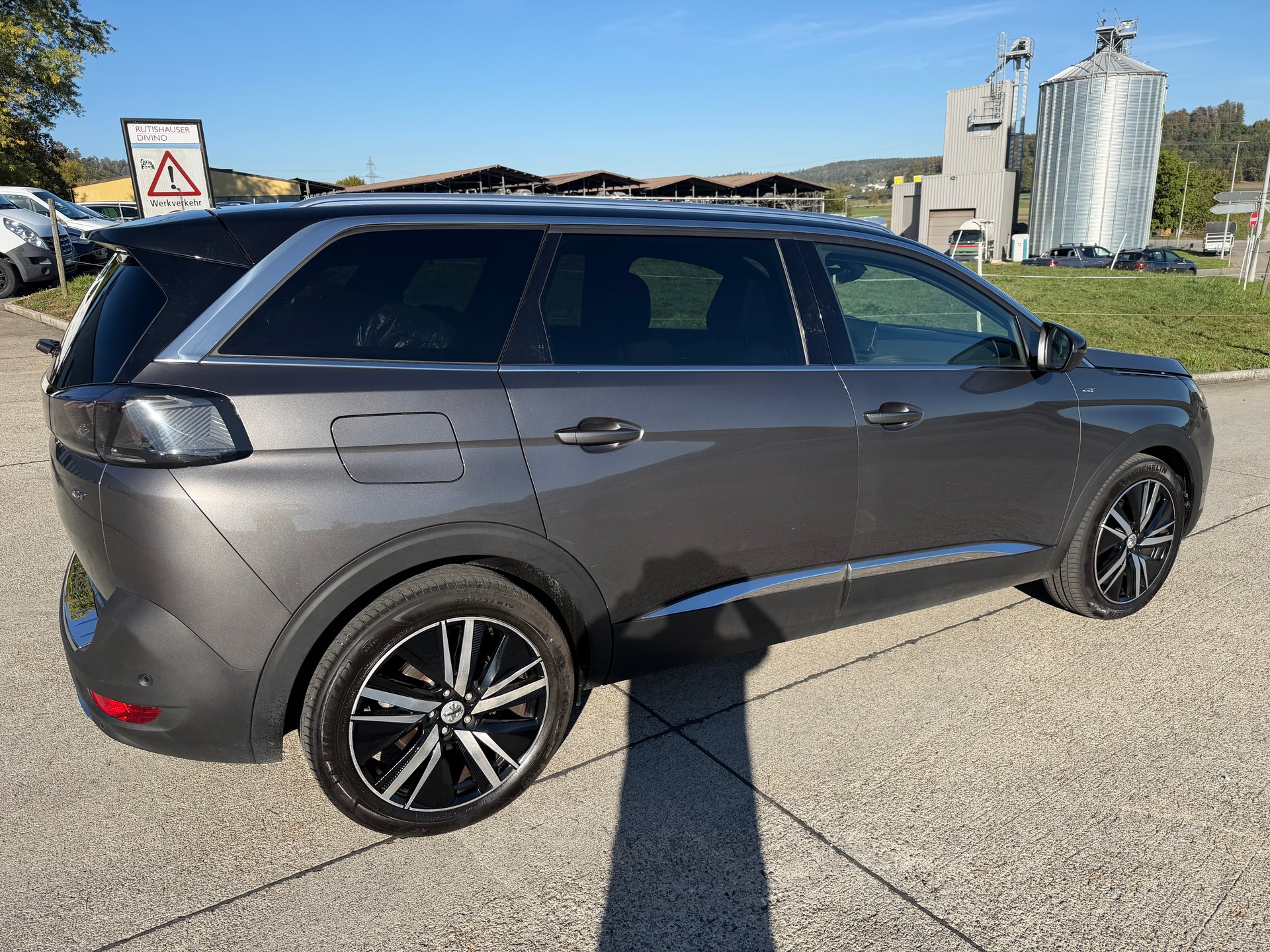 PEUGEOT 5008 1.5 BlueHDi GT Line EAT-image-4