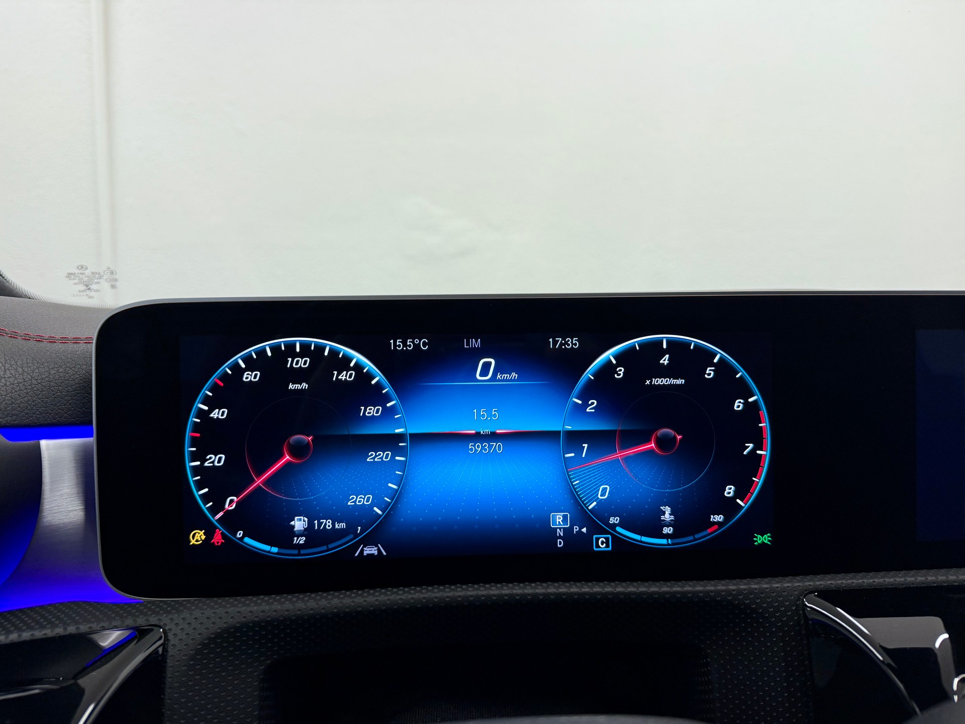MERCEDES-BENZ CLA 220 AMG Line 7G-DCT 4Matic-showroom-element-2