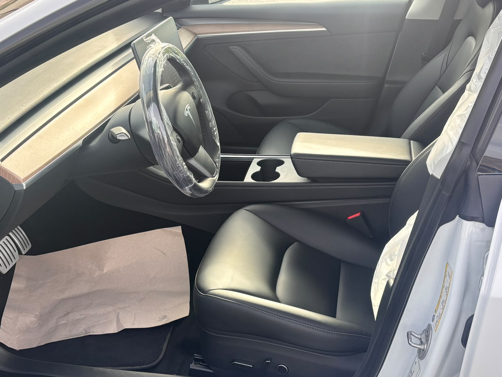 TESLA Model 3 Performance Dual Motor AWD-image-10