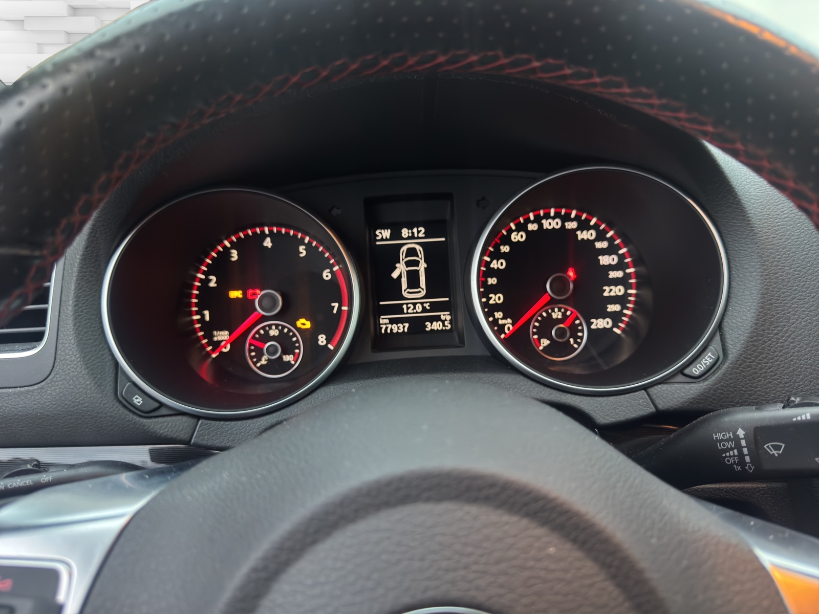 VW Golf 2.0 TSI GTI-image-13