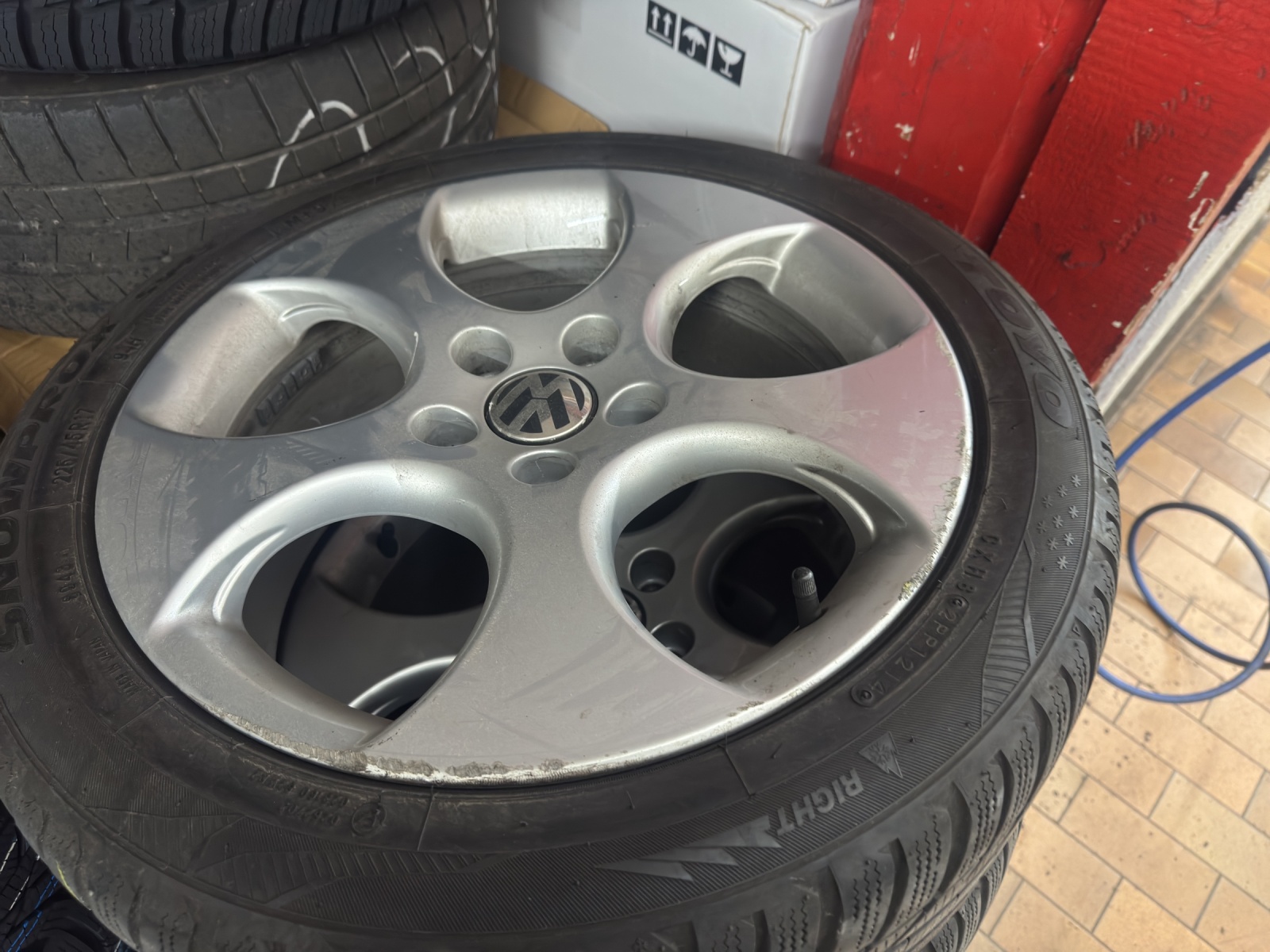 VW Golf 2.0 TSI GTI-image-15