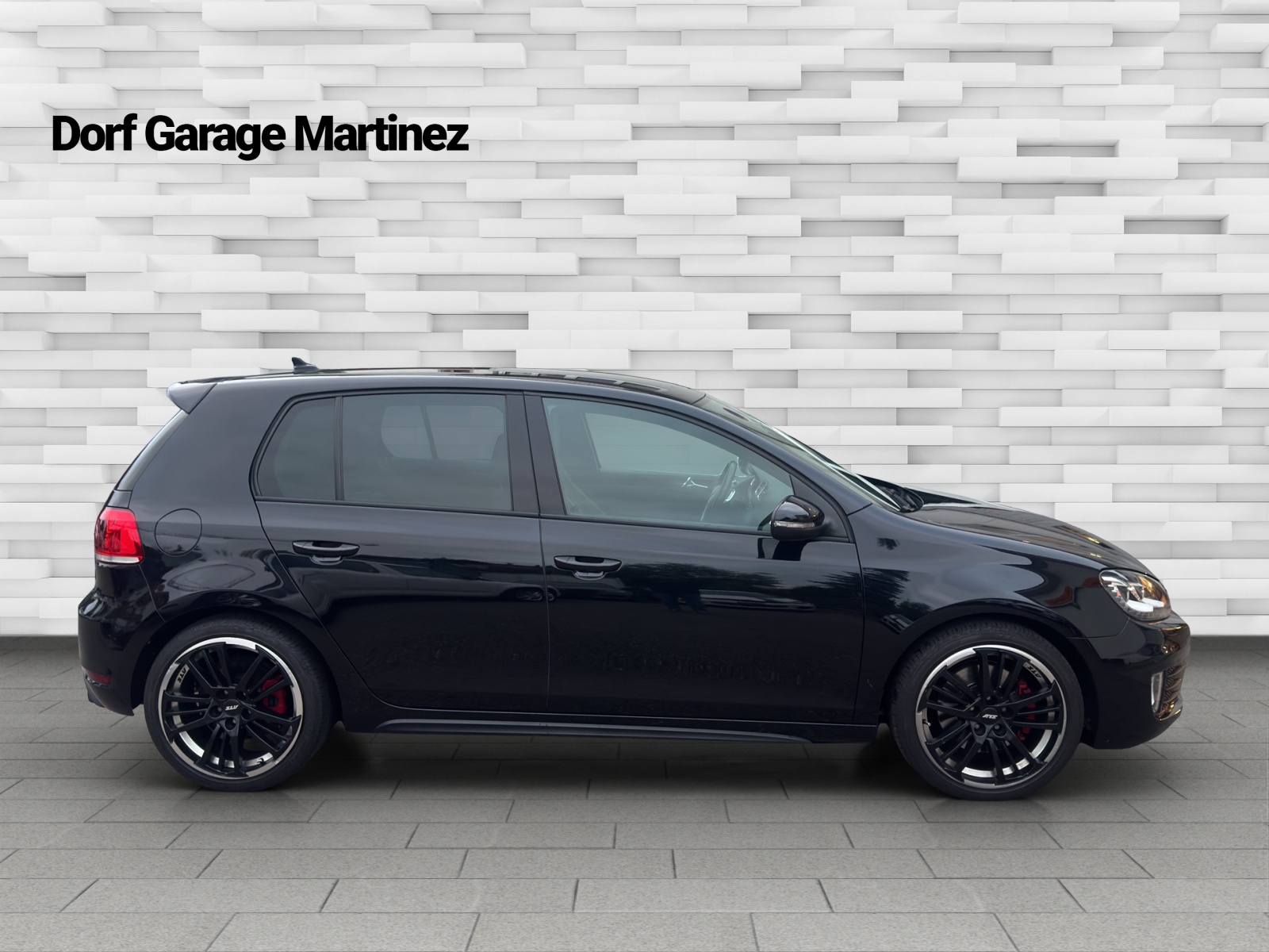VW Golf 2.0 TSI GTI-image-4