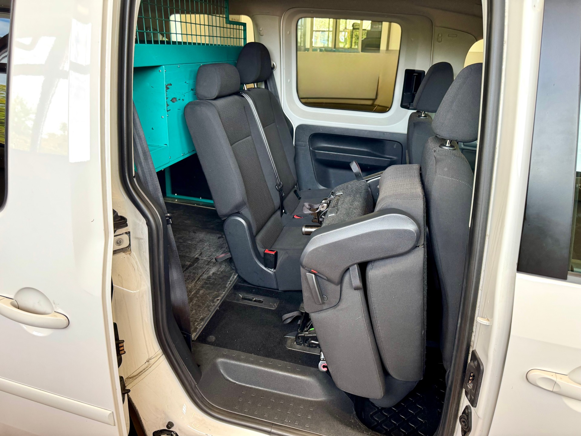 VW Caddy 2.0 TDI Comfortline 4Motion-image-20