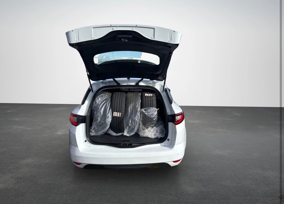 RENAULT Mégane Grandtour 1.5 dCi Business EDC-image-8