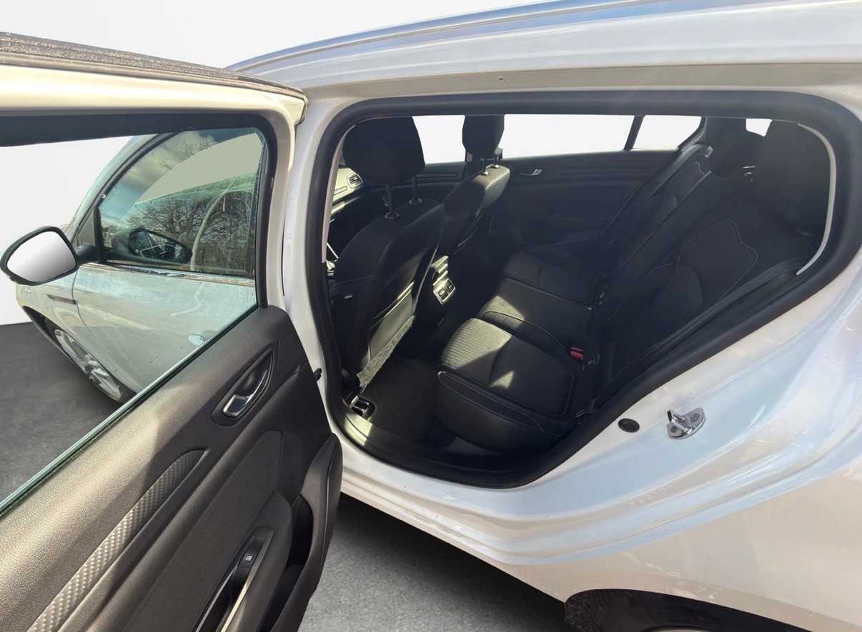 RENAULT Mégane Grandtour 1.5 dCi Business EDC-image-12