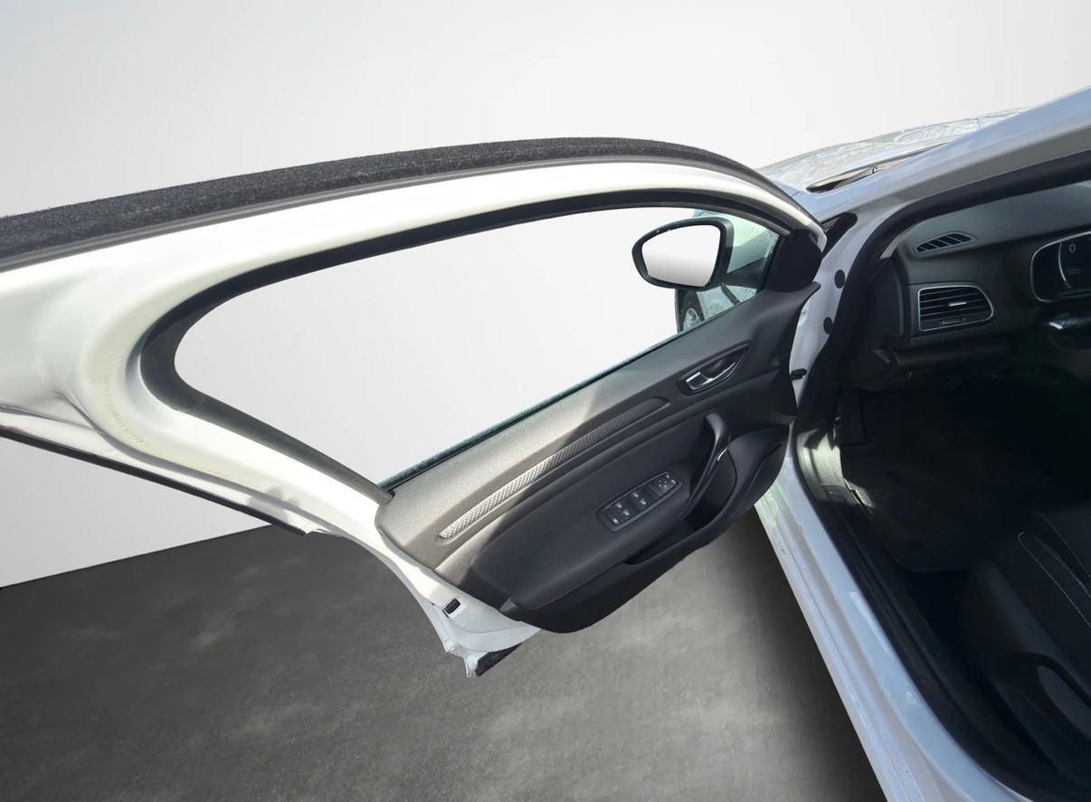 RENAULT Mégane Grandtour 1.5 dCi Business EDC-image-11