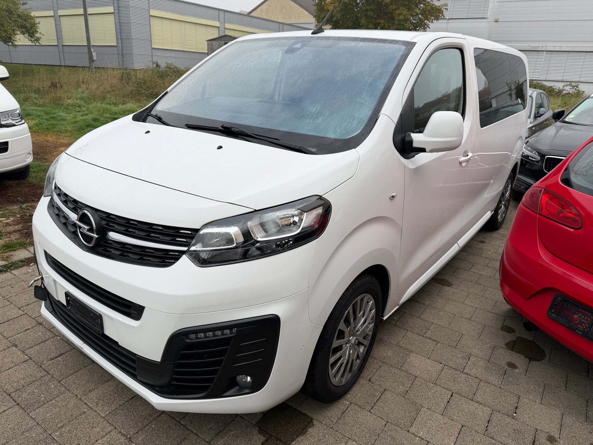 OPEL Zafira Life 2.0 CDTI Enjoy M Automatik-image-1