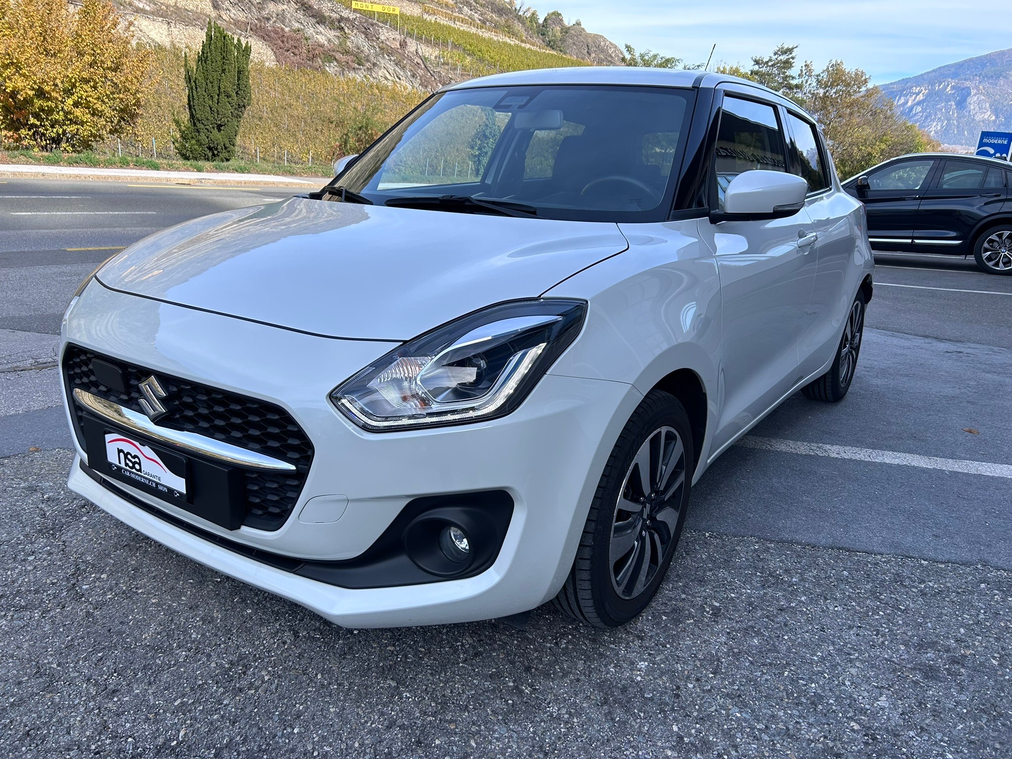 Car photo