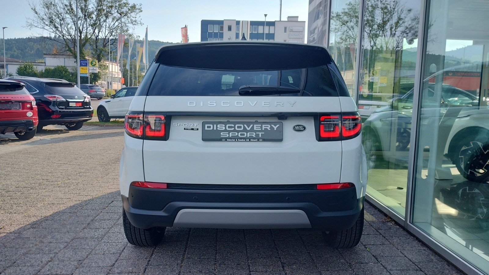 LAND ROVER Discovery Sport D180 2.0D TD4 MHEV SE AWD AT9-image-16
