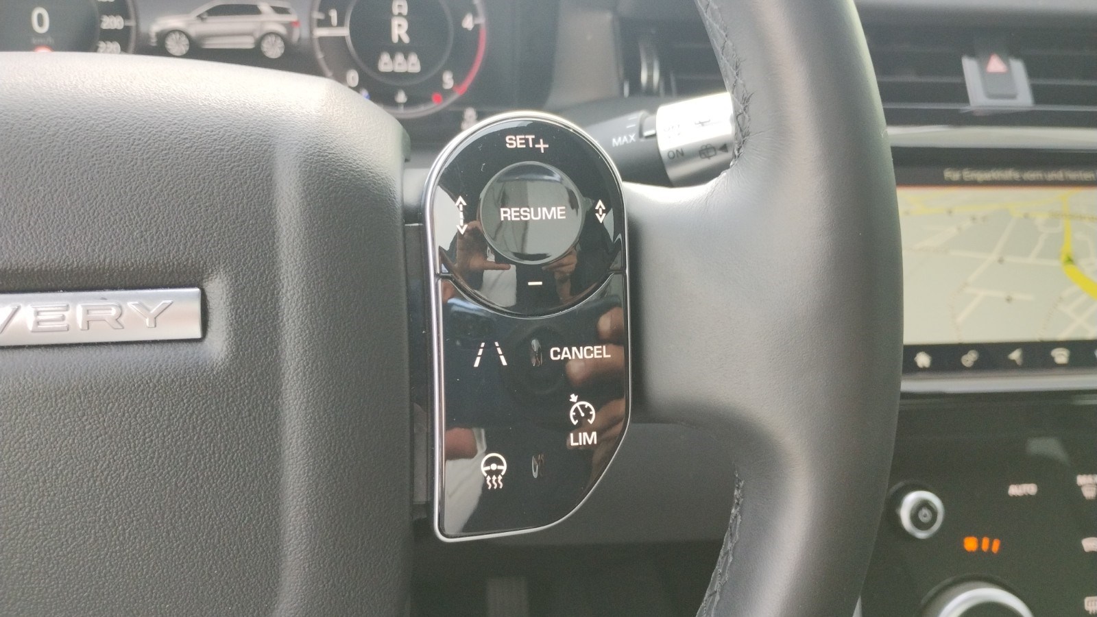 LAND ROVER Discovery Sport D180 2.0D TD4 MHEV SE AWD AT9-image-13