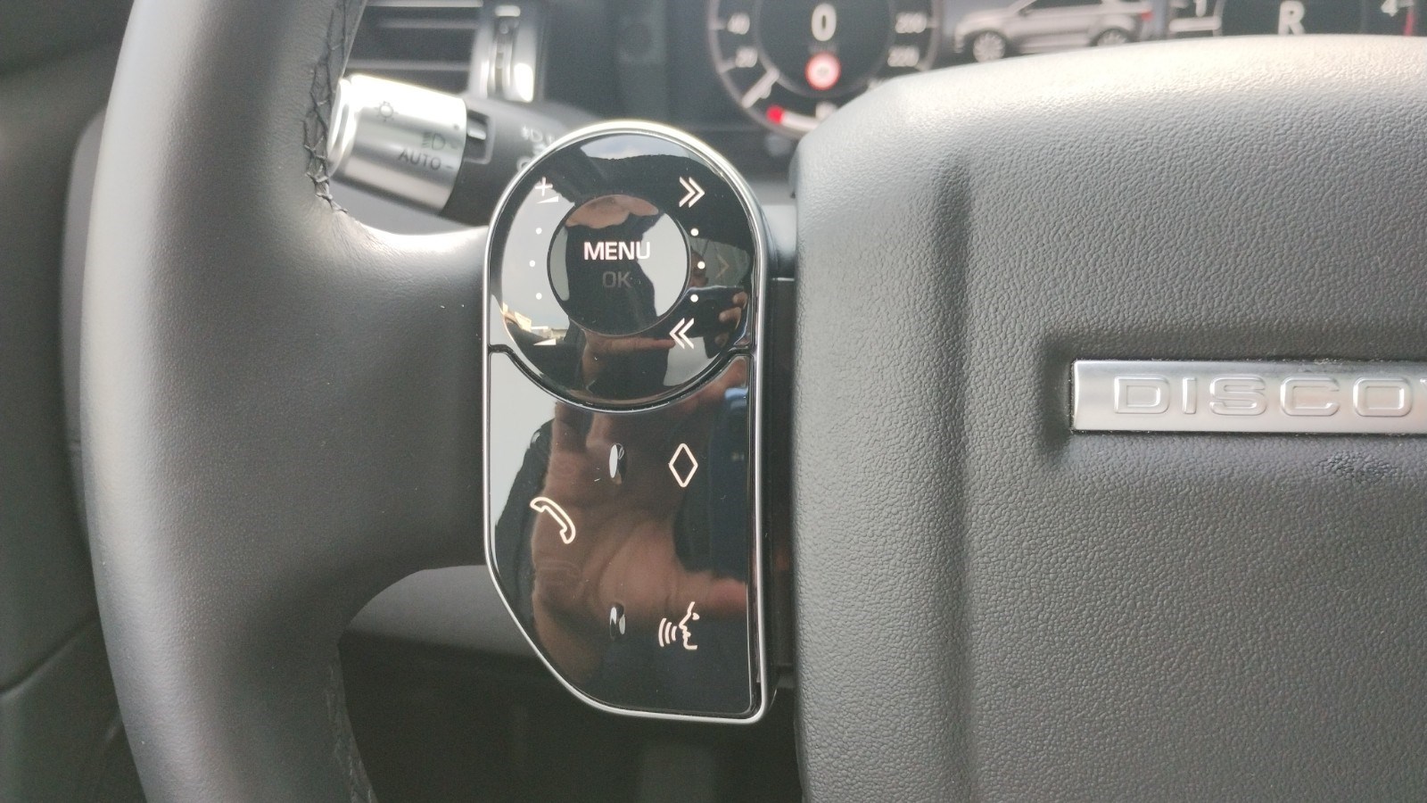 LAND ROVER Discovery Sport D180 2.0D TD4 MHEV SE AWD AT9-image-14