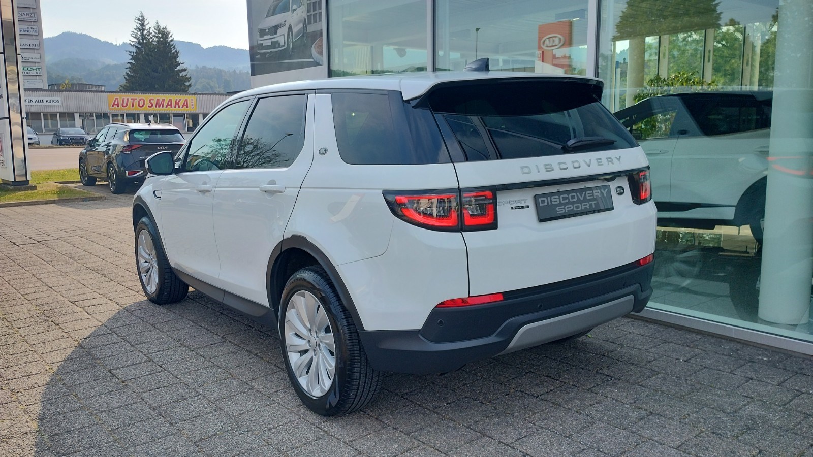 LAND ROVER Discovery Sport D180 2.0D TD4 MHEV SE AWD AT9-image-17