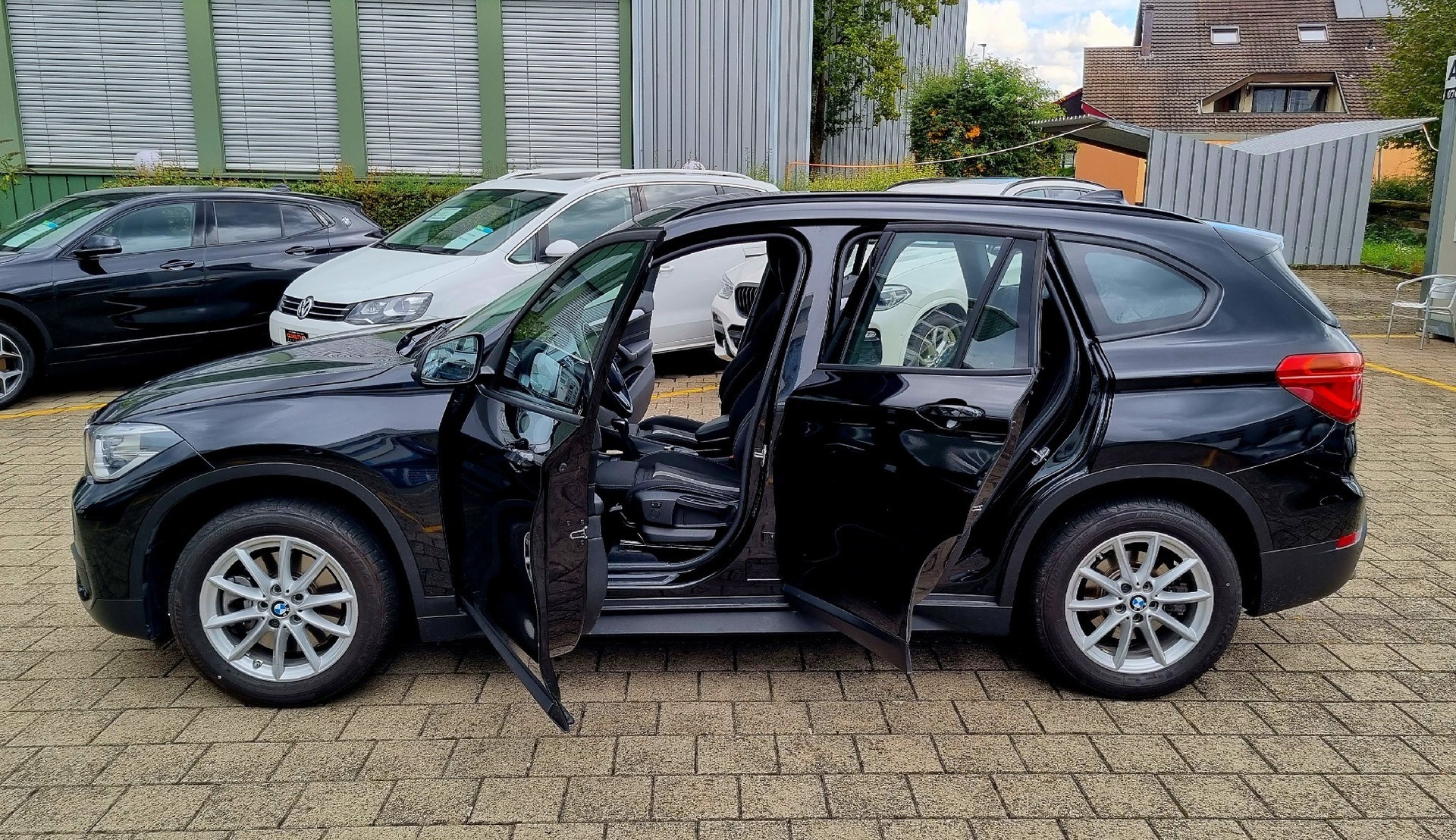 BMW X1 xDrive 20d xLine Steptronic-image-11