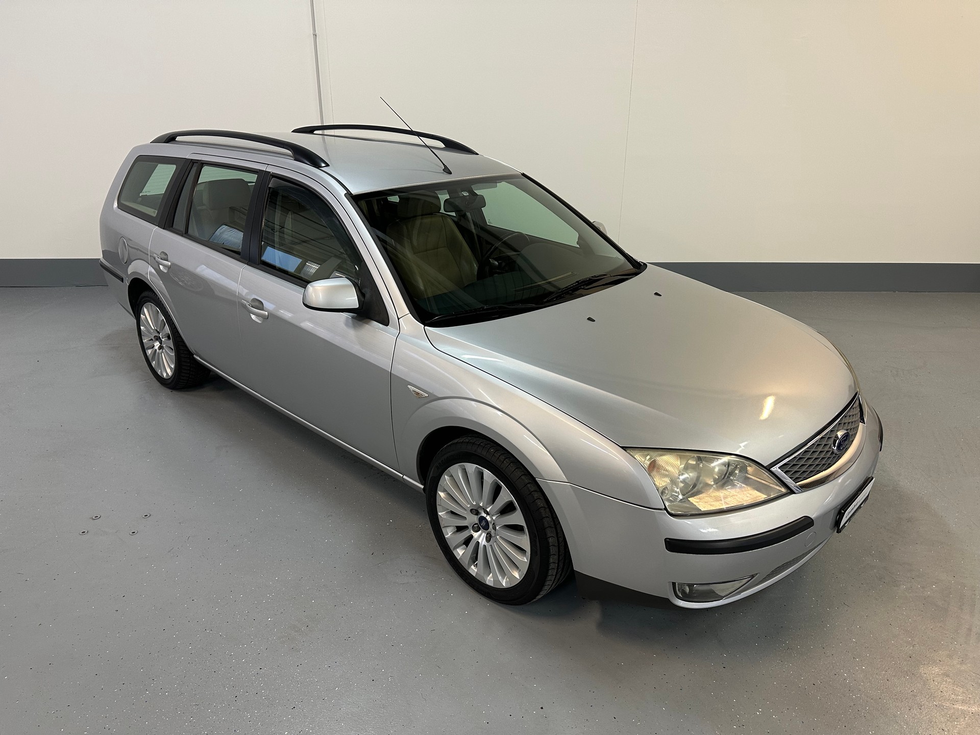 FORD Mondeo 2.2 TDCi 16V Carving-image-1