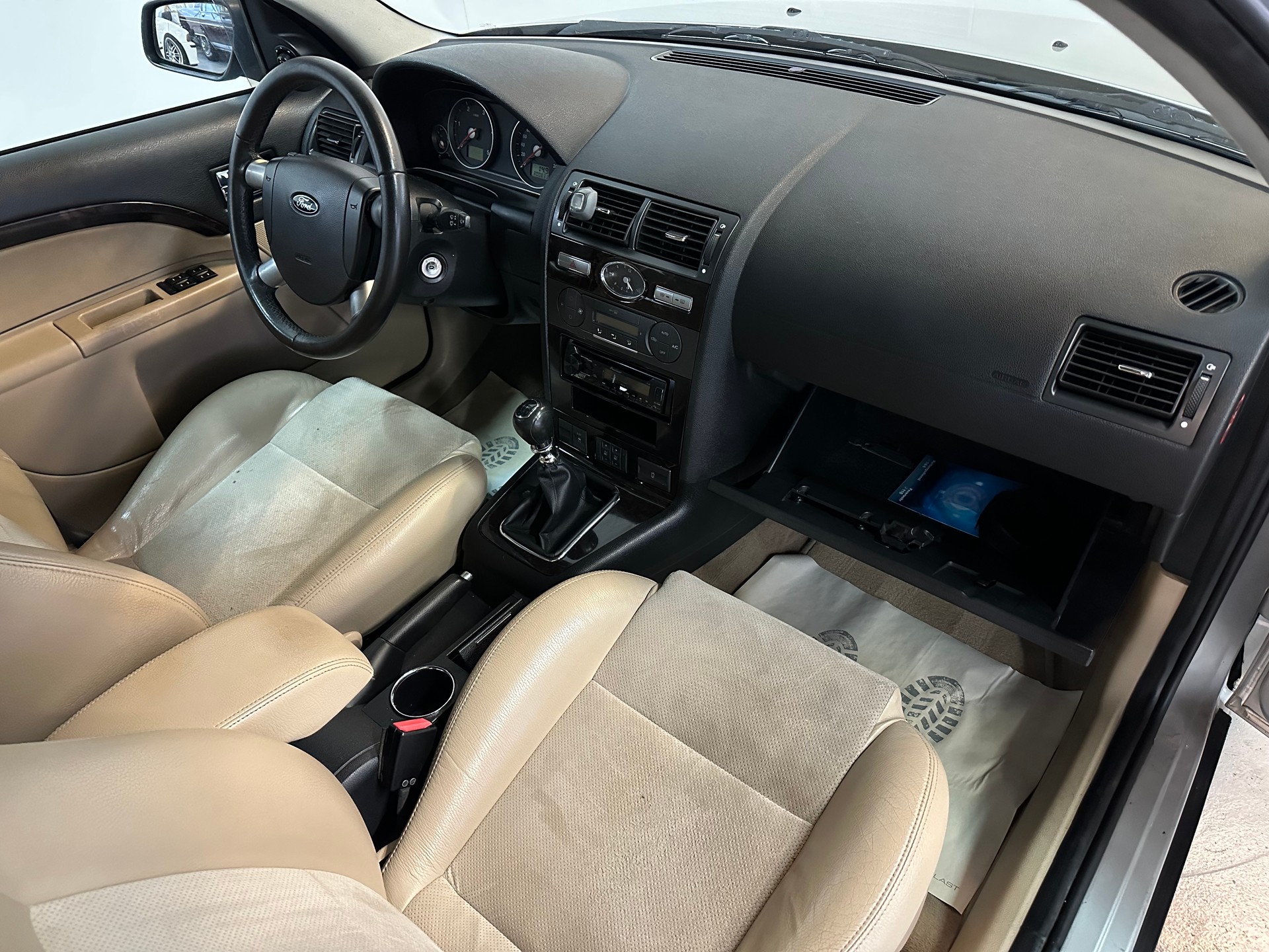 FORD Mondeo 2.2 TDCi 16V Carving-image-22