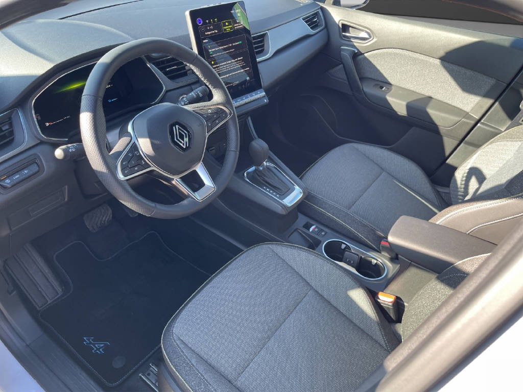 RENAULT Captur 1.6 E-Tech techno-image-7