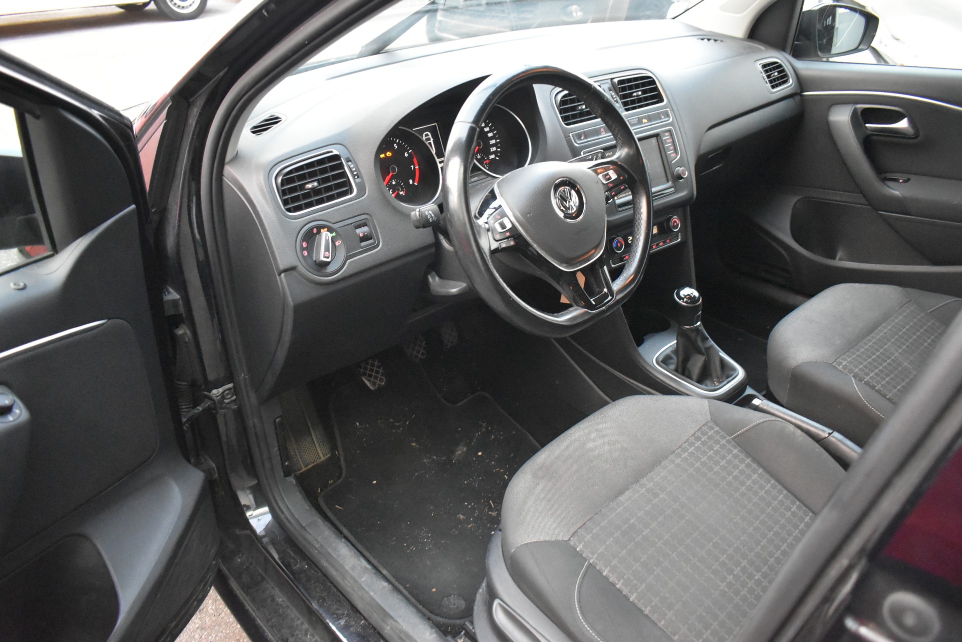 VW Polo 1.2 TSI BMT Highline-image-1