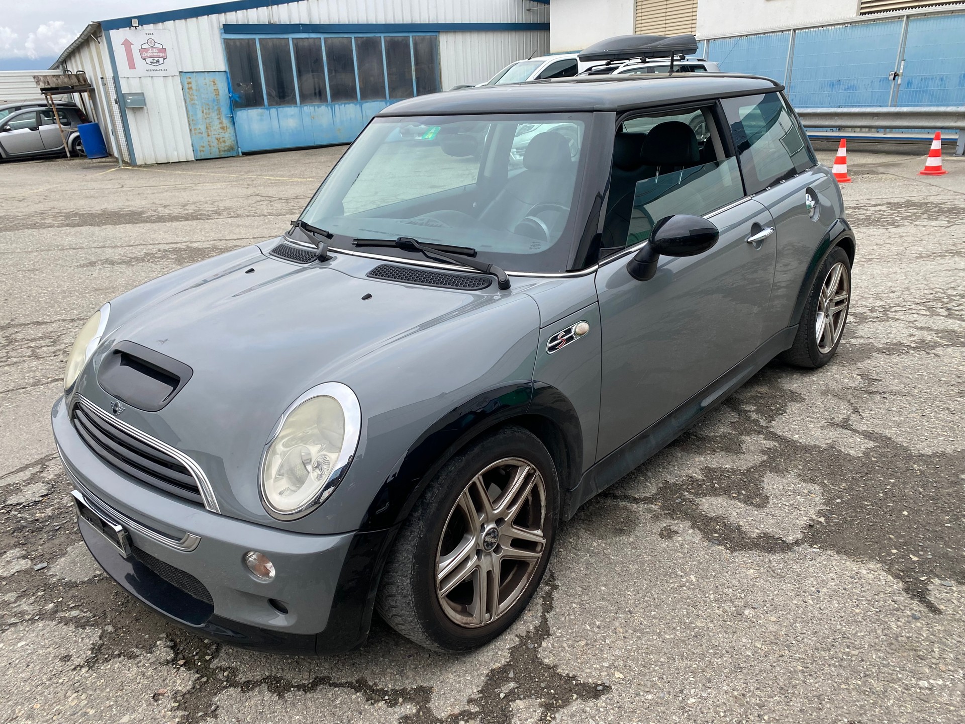 MINI Mini Cooper S-image-1
