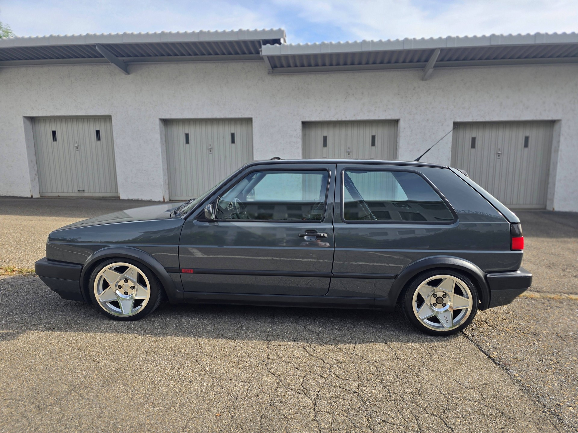 VW Golf 1800 GTI G60-image-6