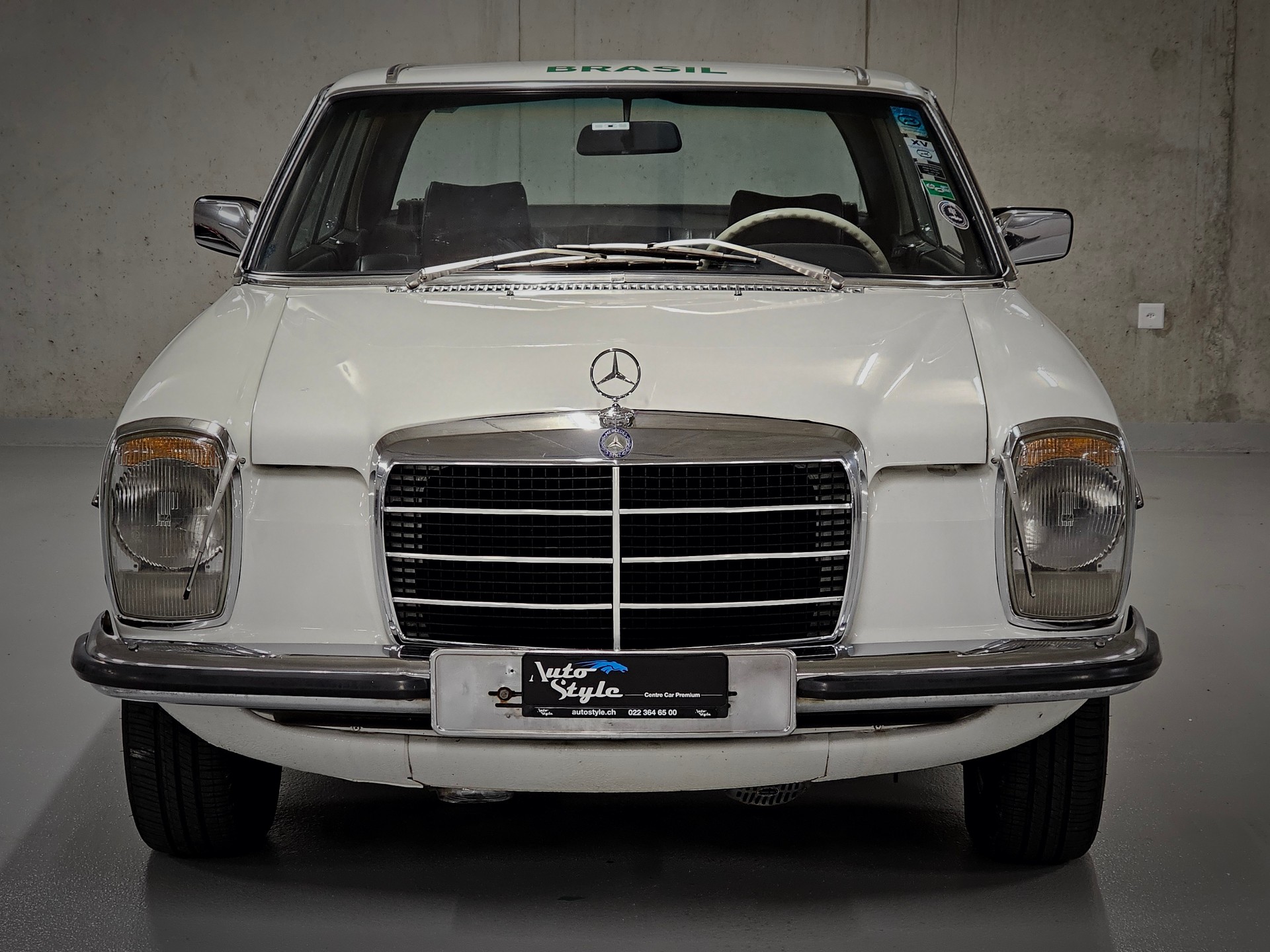 MERCEDES-BENZ 280 CE-image-1