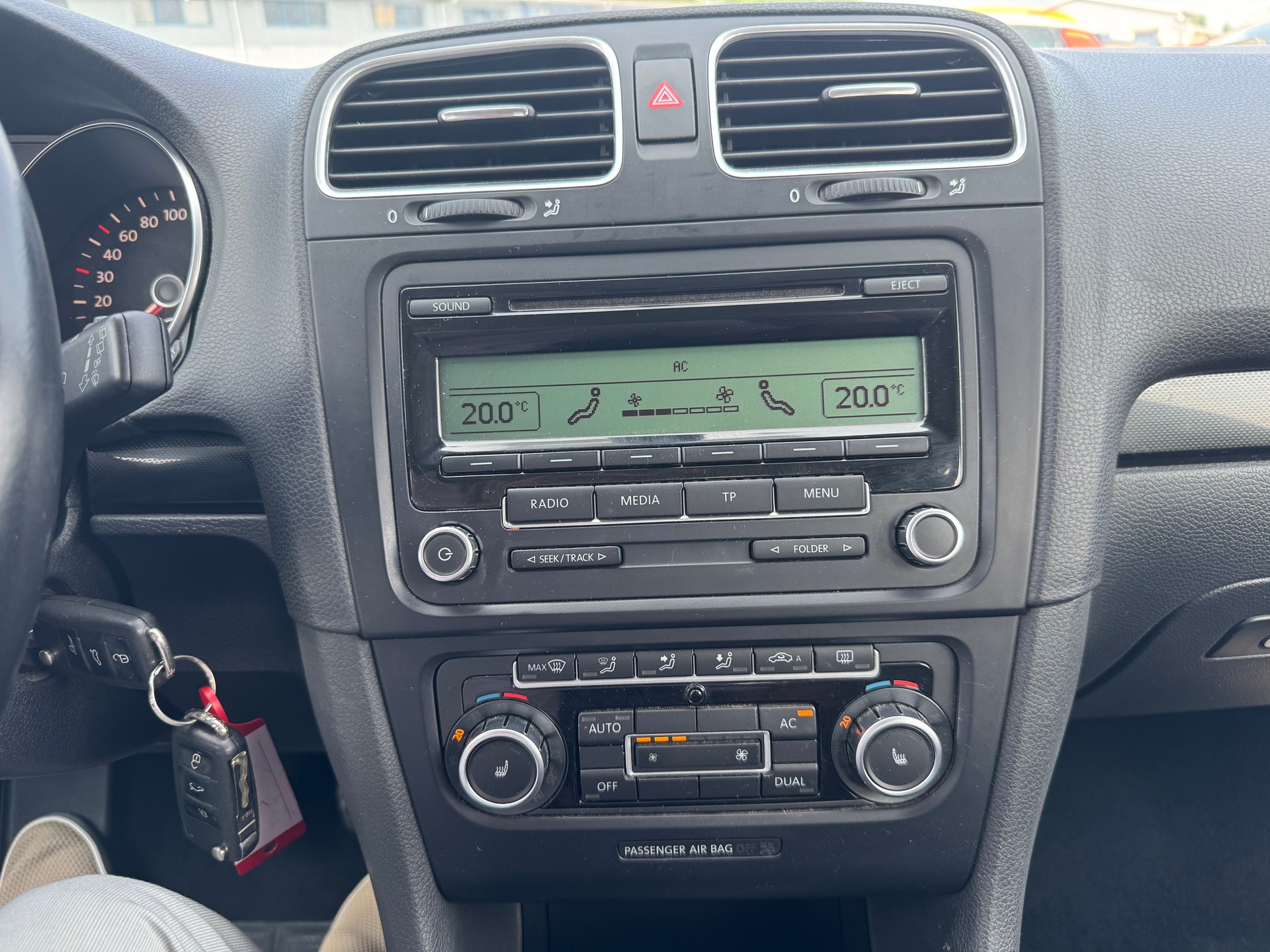 VW Golf Variant 1.4 TSI Comfortline-image-11