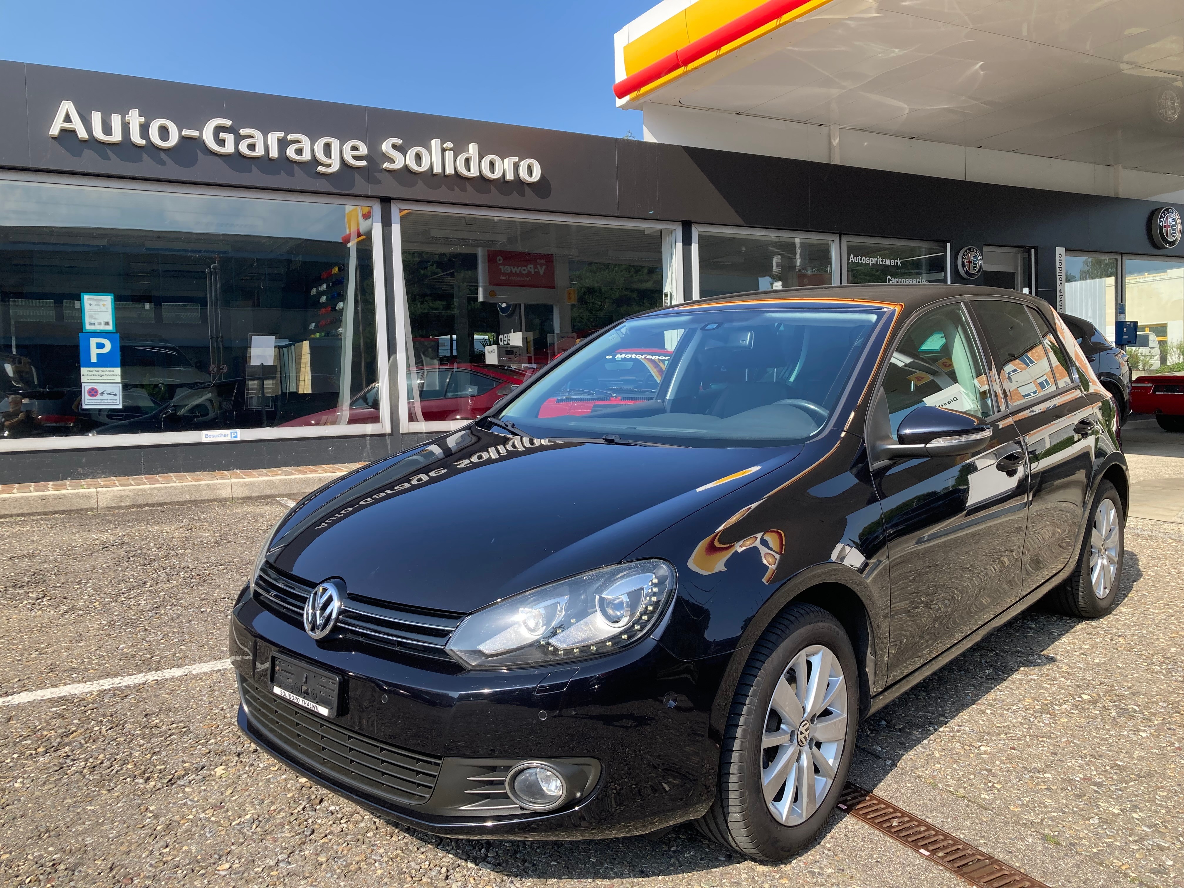 Car photo