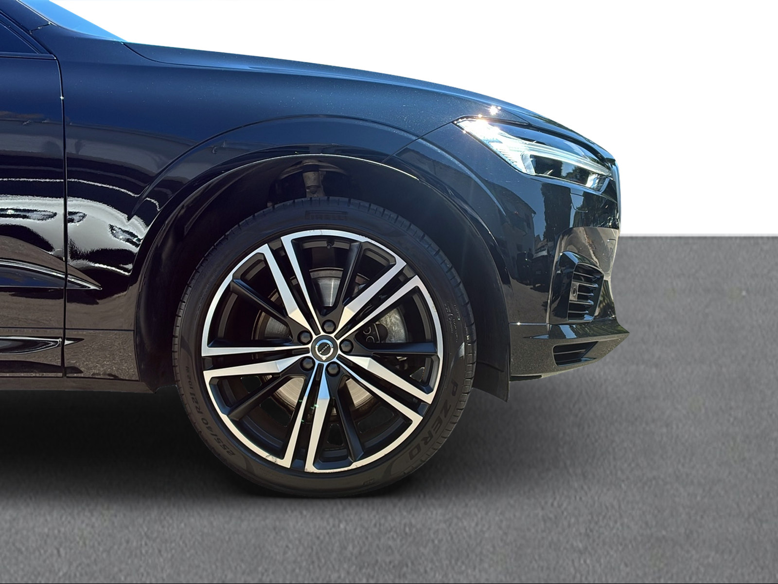 VOLVO XC60 2.0 T8 TE R-Design eAWD-image-15
