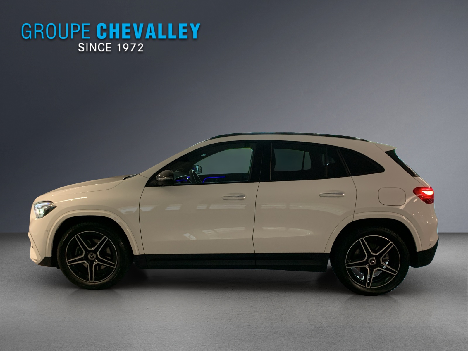 MERCEDES-BENZ GLA 220d 4Matic 8G-DCT-image-3
