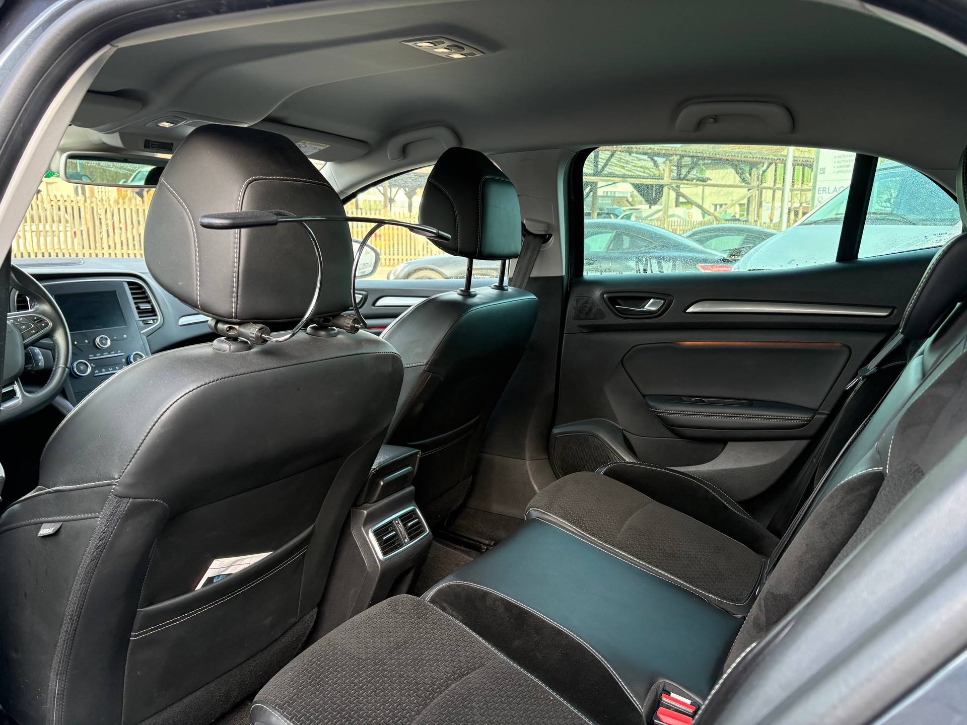 RENAULT Mégane 1.5 dCi GT Line EDC-image-8