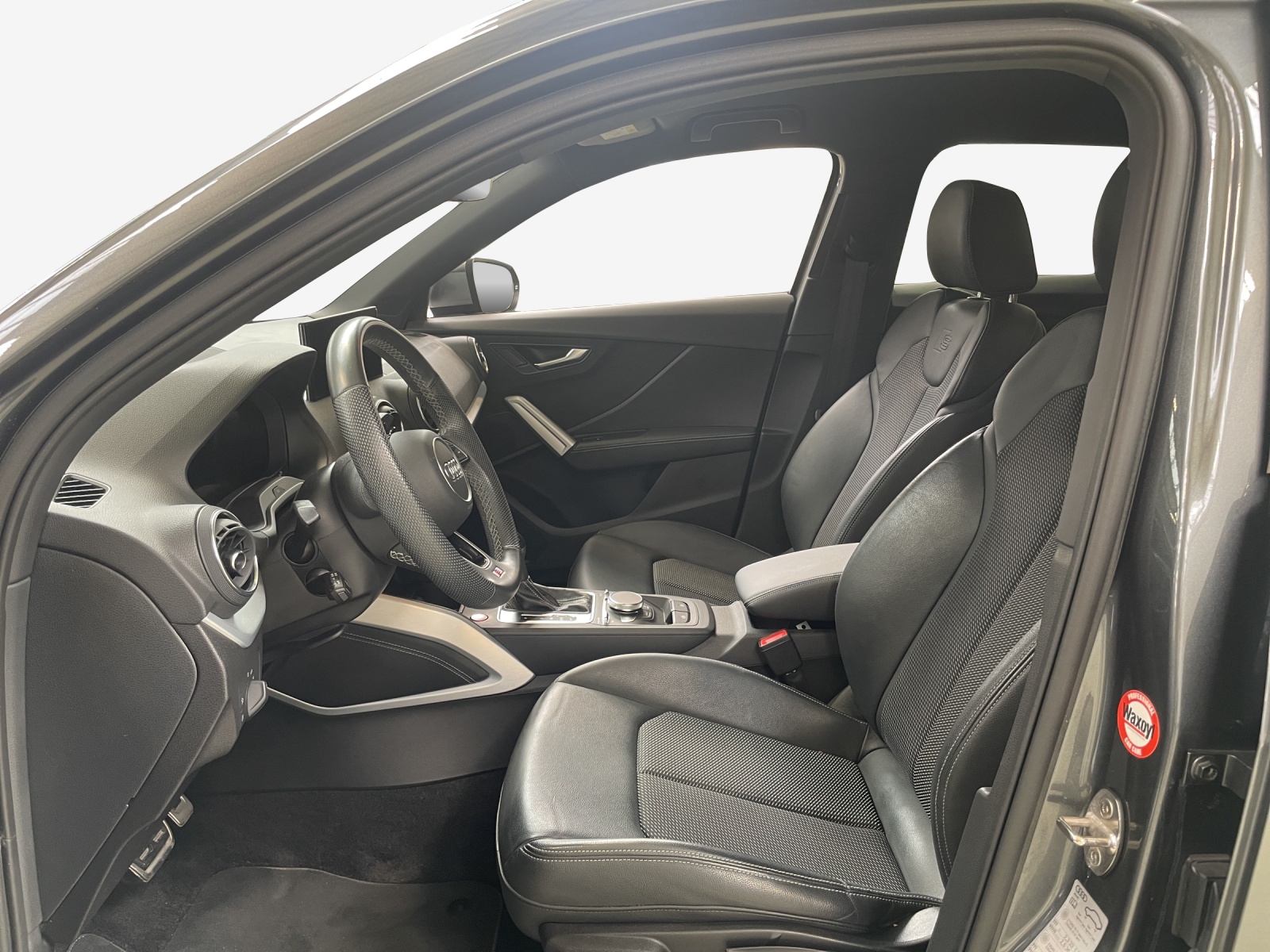 AUDI SQ2 TFSI quattro S-tronic-image-7