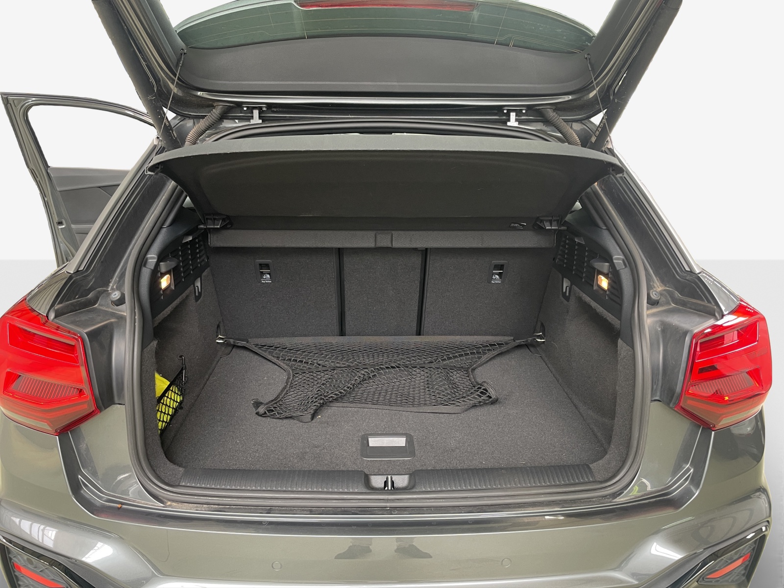 AUDI SQ2 TFSI quattro S-tronic-image-12