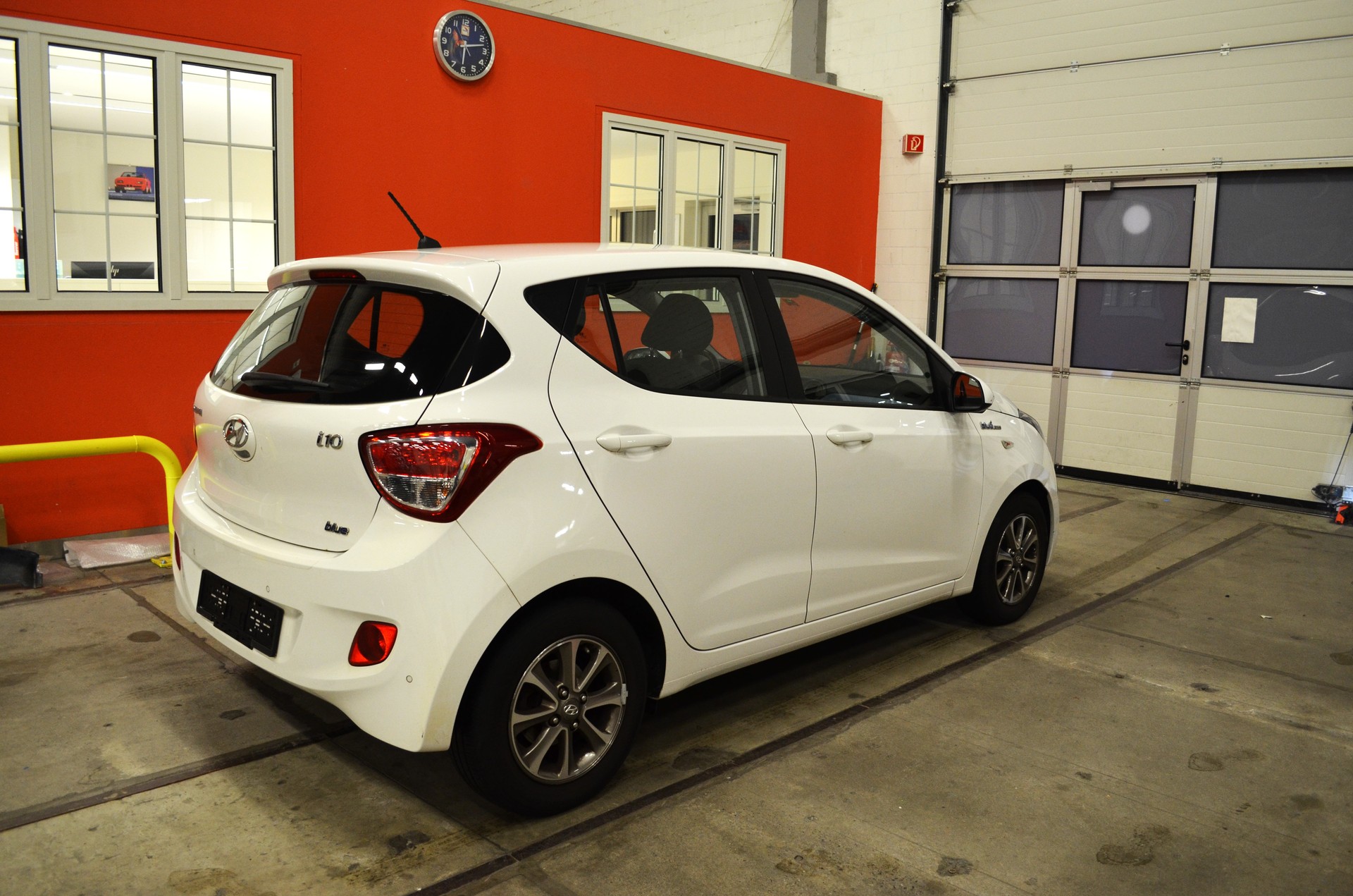 HYUNDAI i10 1.0 Comfort-image-4