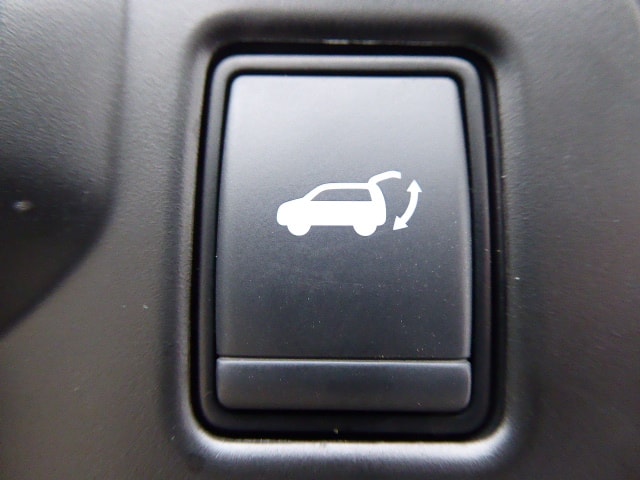 RENAULT Espace 1.2 E-Tech 200 Techno 7 Plätzer-image-10