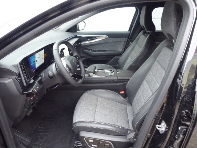 RENAULT Espace 1.2 E-Tech 200 Techno 7 Plätzer-image-5