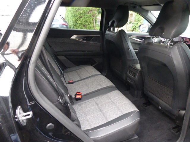 RENAULT Espace 1.2 E-Tech 200 Techno 7 Plätzer-image-6