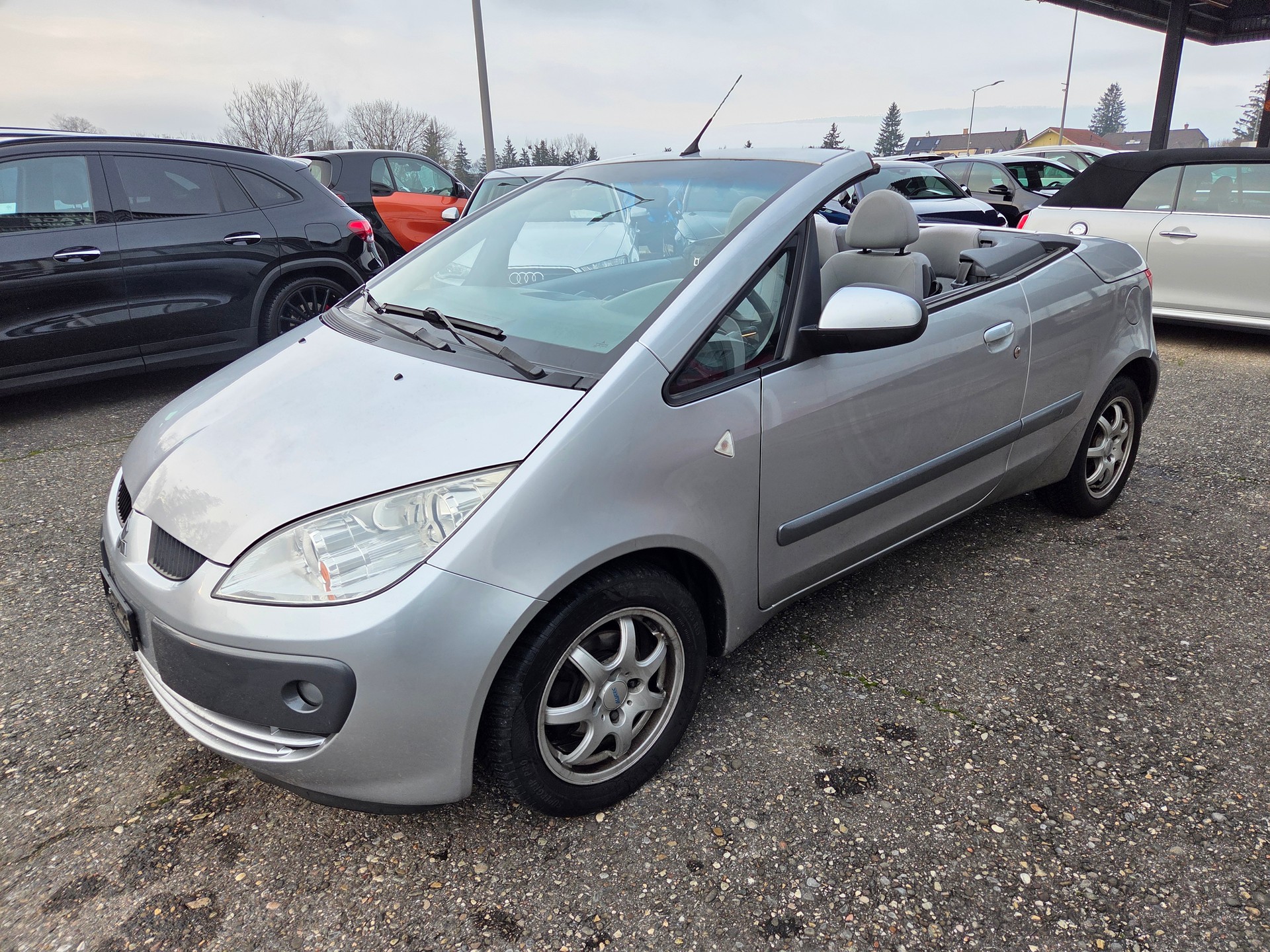 MITSUBISHI Colt Cabriolet 1.5 16V-image-2