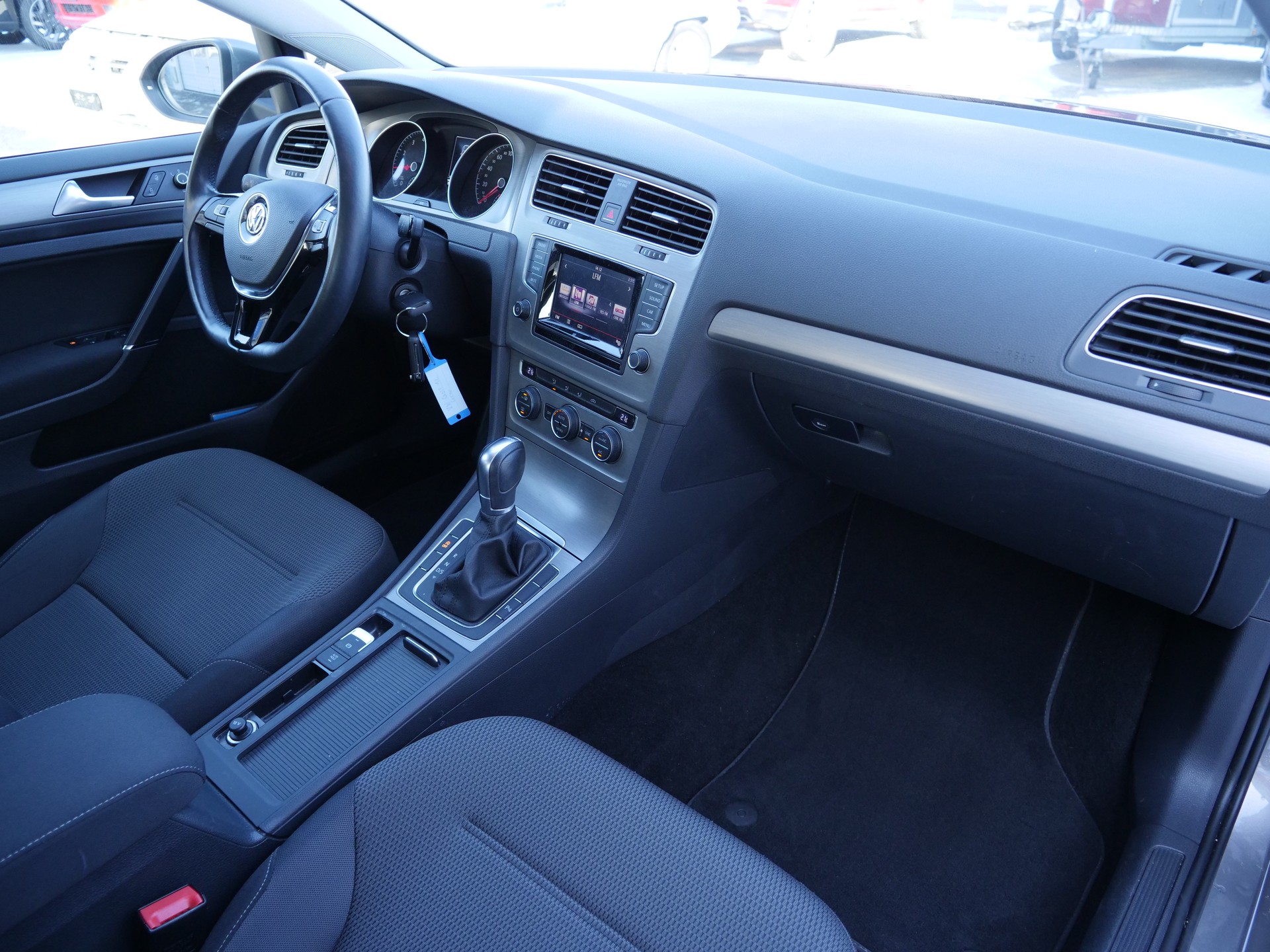 VW Golf 1.2 TSI Comfortline DSG-image-9