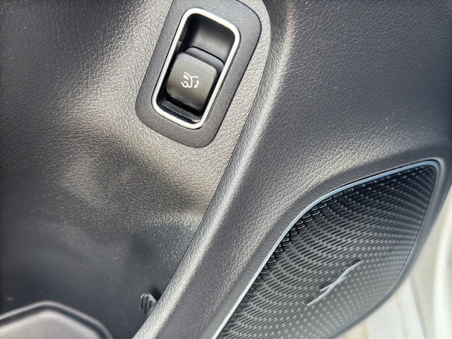 MERCEDES-BENZ CLA Shooting Brake 250 4Matic 7G-DCT AMG Line-image-28