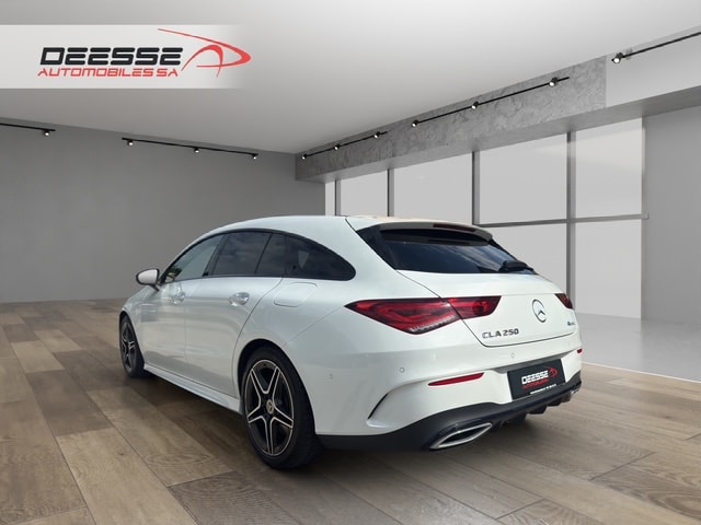 MERCEDES-BENZ CLA Shooting Brake 250 4Matic 7G-DCT AMG Line-image-6