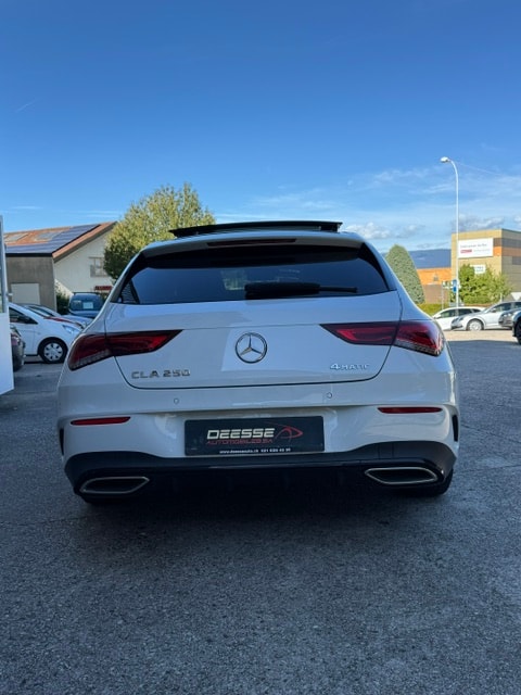 MERCEDES-BENZ CLA Shooting Brake 250 4Matic 7G-DCT AMG Line-image-5