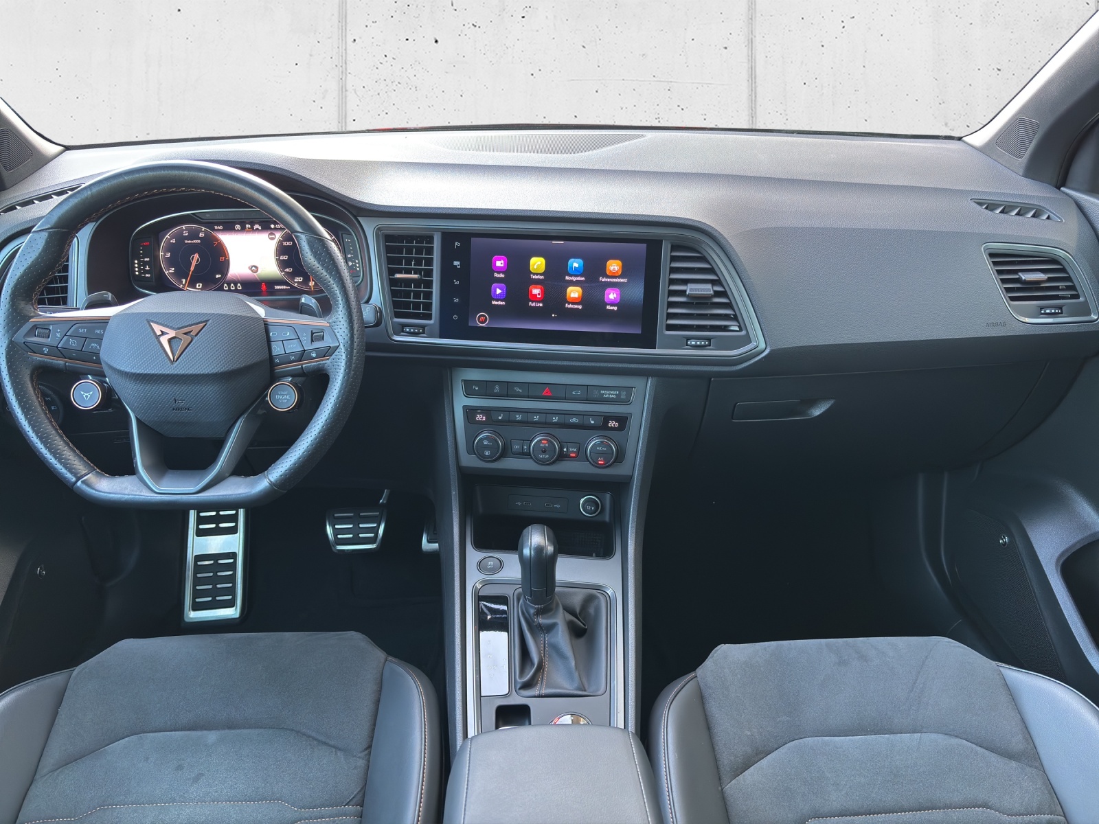 CUPRA Ateca 2.0TSI 4Drive DSG mit AHK & Supersportlenkrad-image-10
