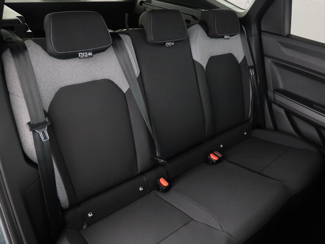 DACIA Bigster 1.8 Hybrid Journey-image-7