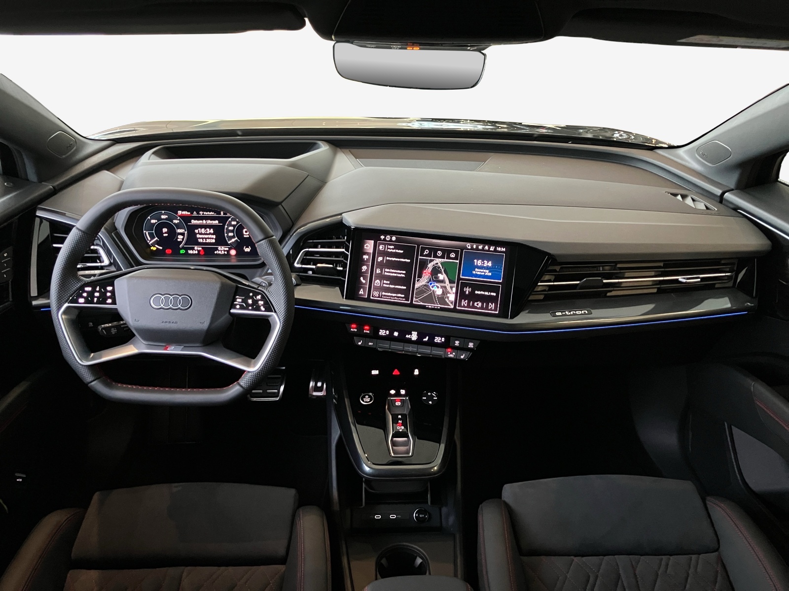 AUDI Q4 e-tron 45 Edition Swiss Ski quattro-image-8