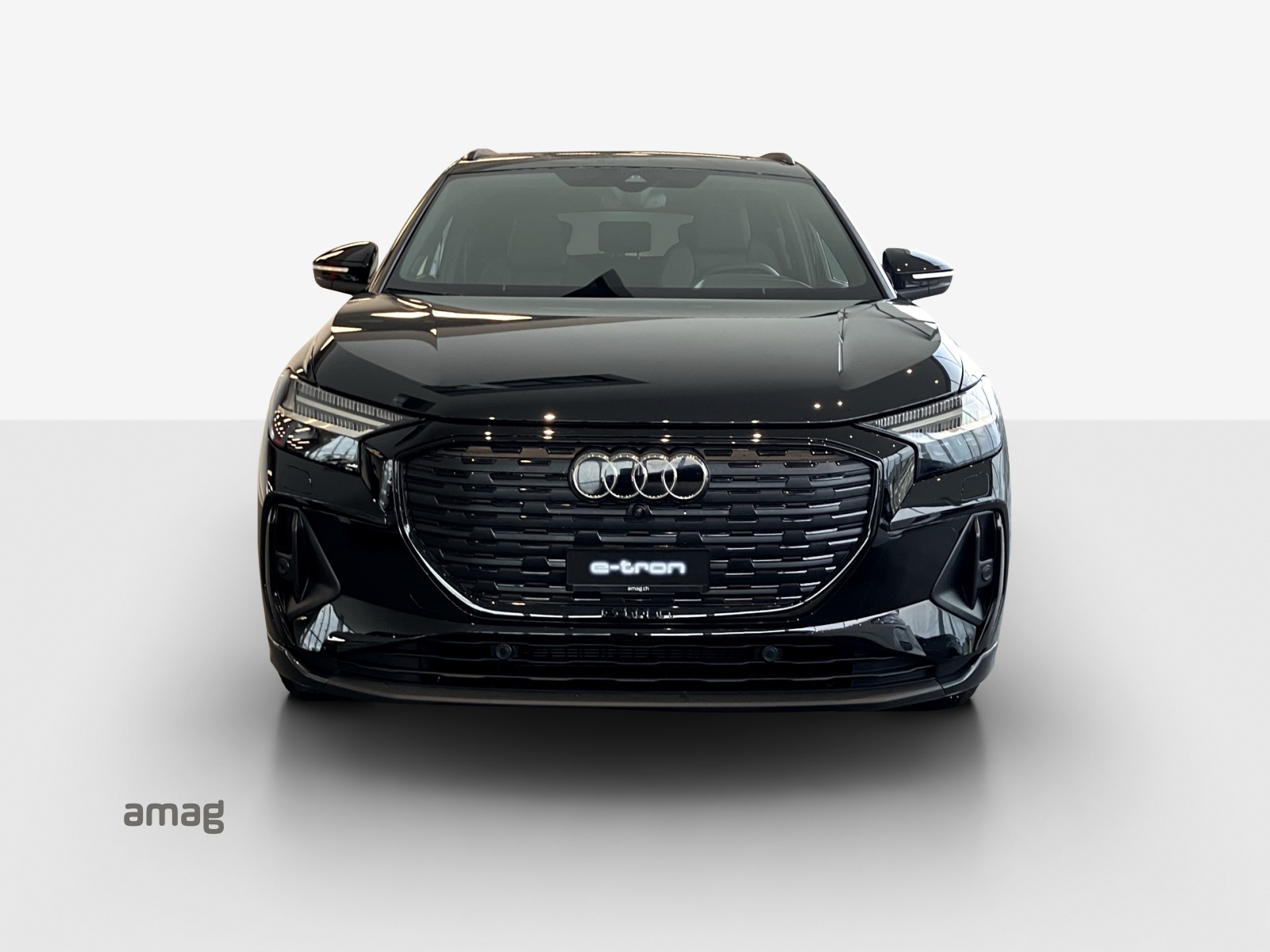 AUDI Q4 e-tron 45 Edition Swiss Ski quattro-image-6