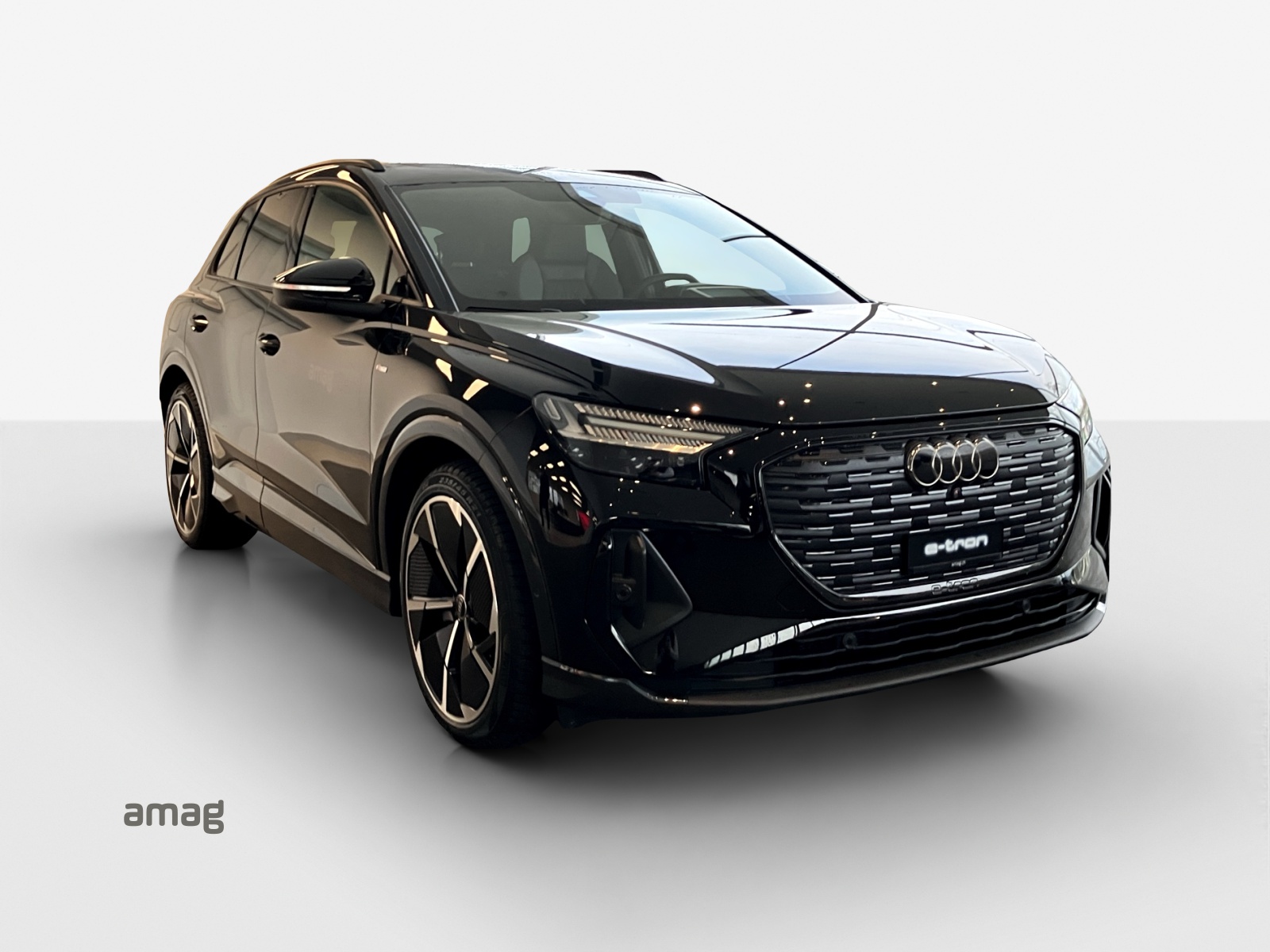 AUDI Q4 e-tron 45 Edition Swiss Ski quattro-image-5