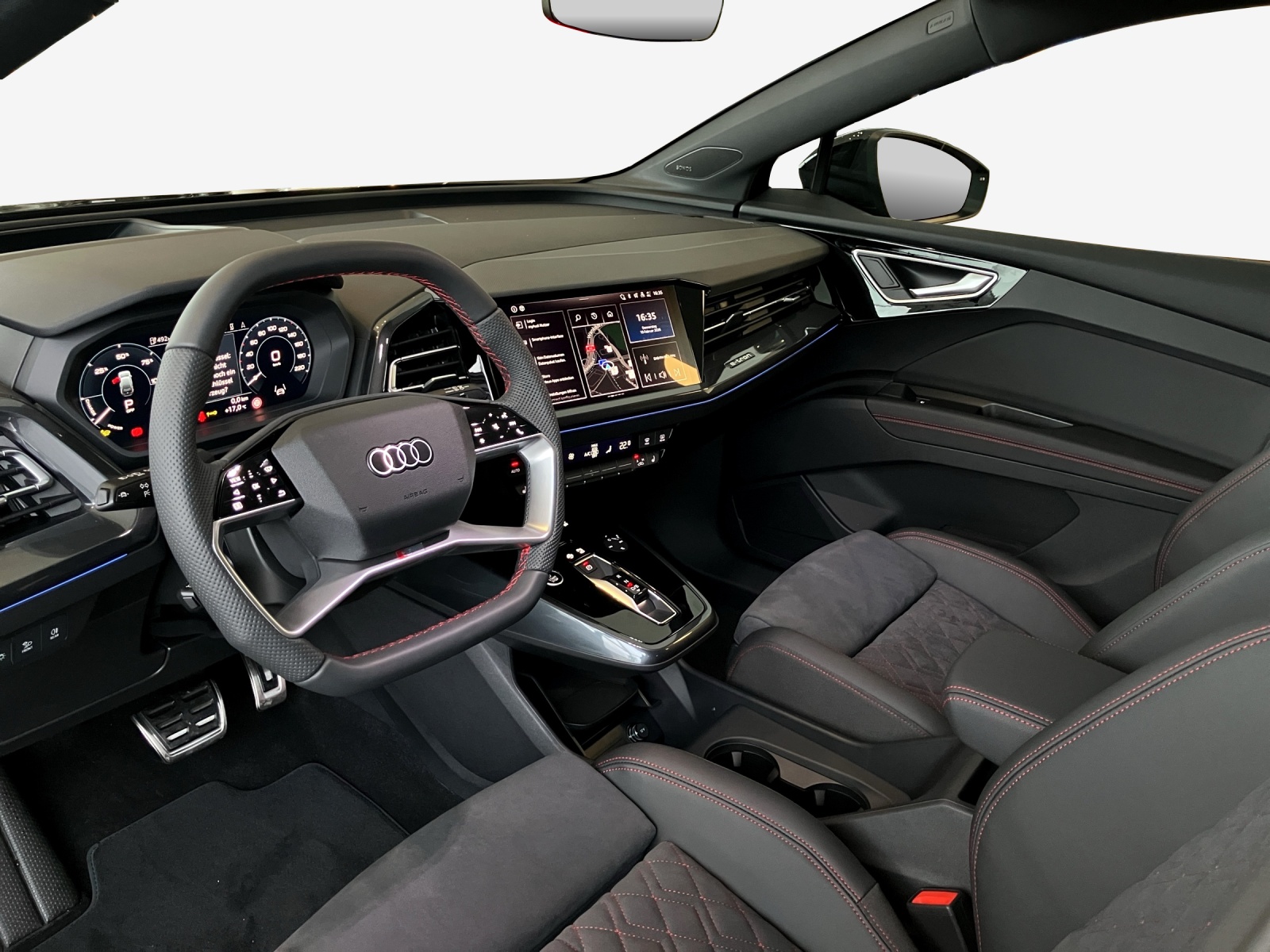 AUDI Q4 e-tron 45 Edition Swiss Ski quattro-image-13
