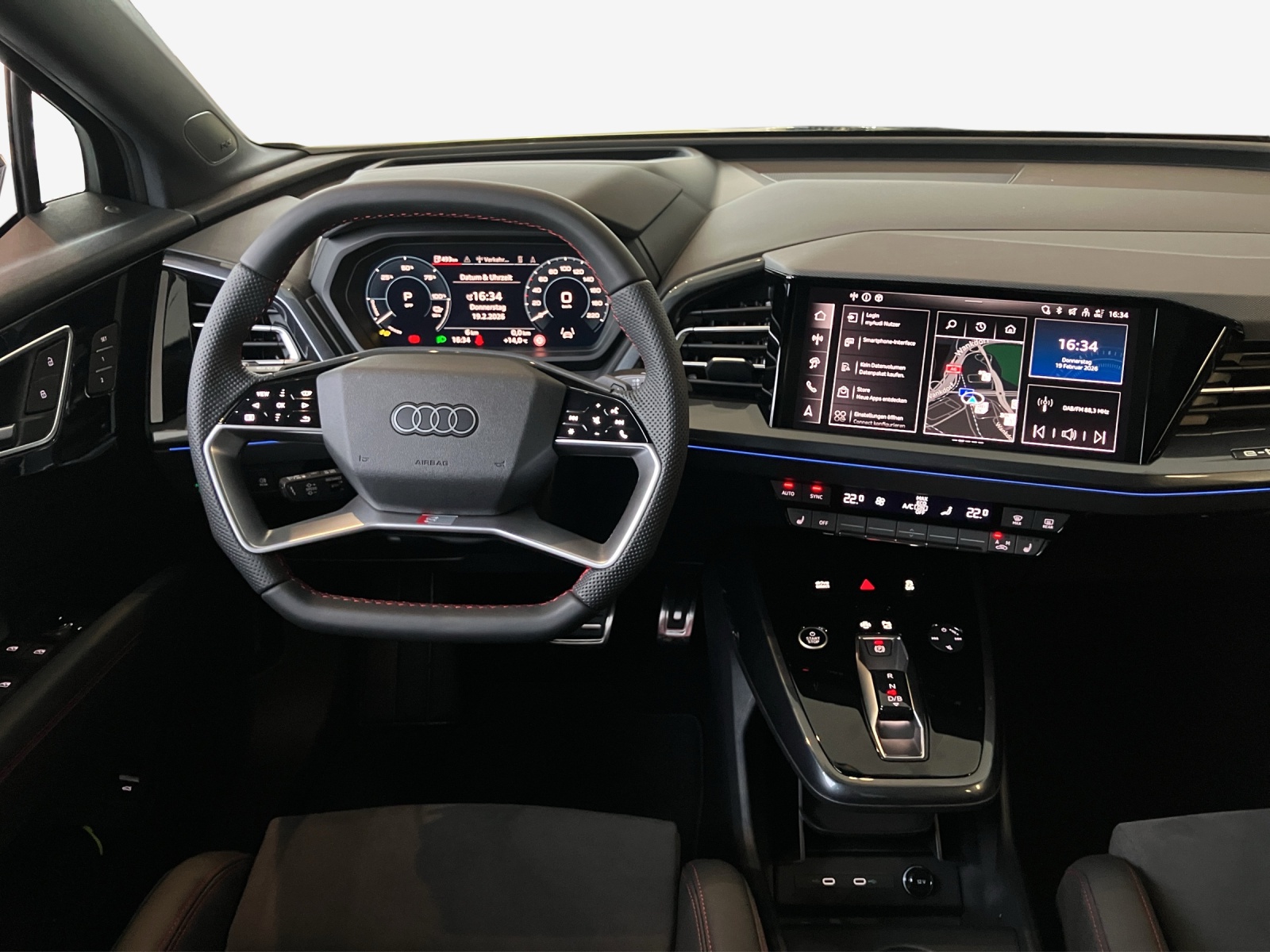 AUDI Q4 e-tron 45 Edition Swiss Ski quattro-image-10
