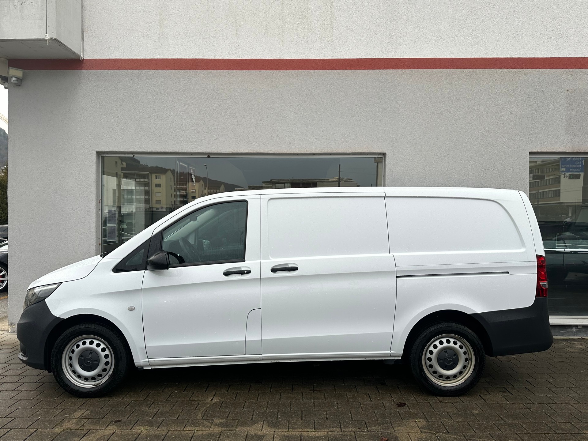MERCEDES-BENZ Vito 110 CDI Lang Pro-image-3