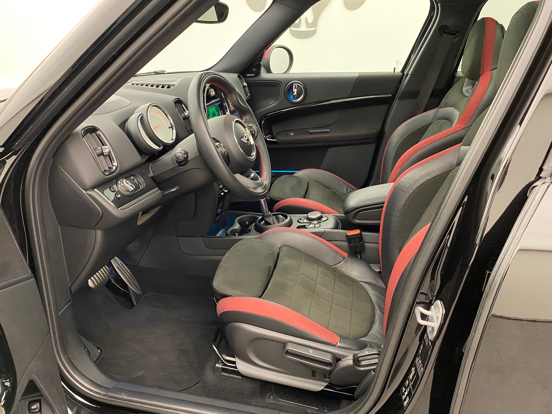 MINI Countryman 2.0 John Cooper Works ALL4 Steptronic-image-10